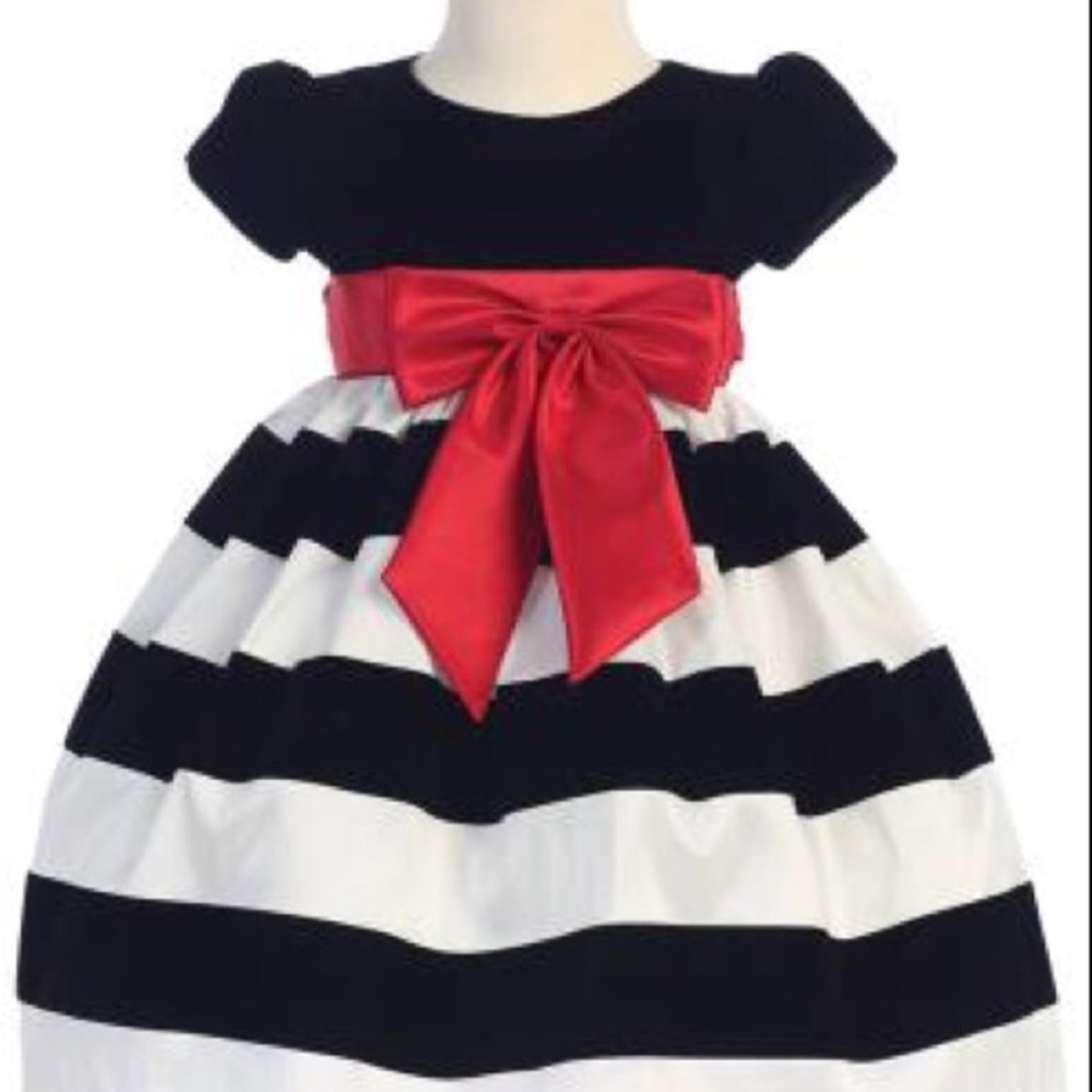 NWT Gorgeous baby Christmas dress - Picture 1 of 3